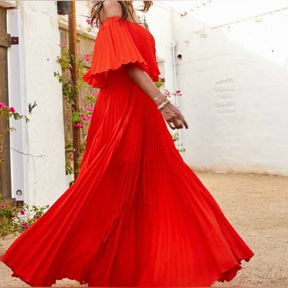 ALTAR’D STATE Elegant Long Black Pleated Maxi Dress - Picture 9 of 10